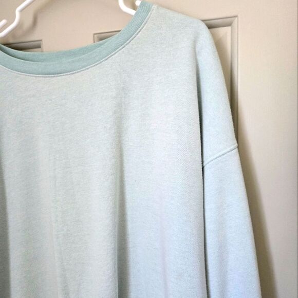 *free Women's Light Blue Sweater Size L - Picture 2 of 3